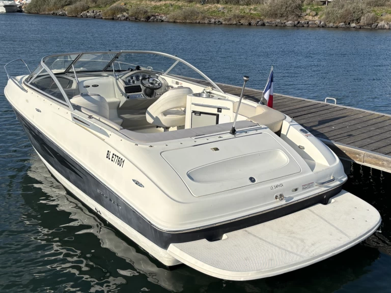 Alquiler de embarcaciones Bayliner Cuddy 702 enLe Cap d'Agde en Samboat