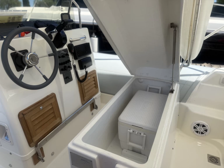 Alquiler de Neumática, con o sin patrón Joker Boat Porto Badino