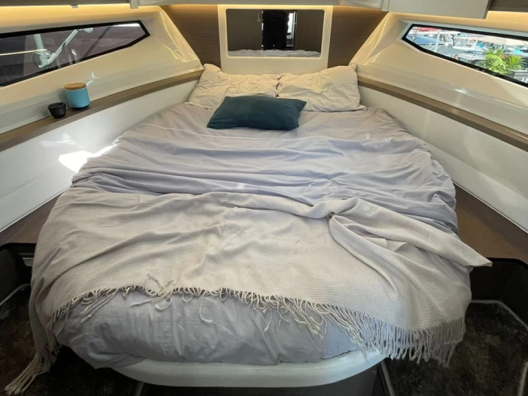 Alquiler de Lancha, con o sin patrón Jeanneau Zadar