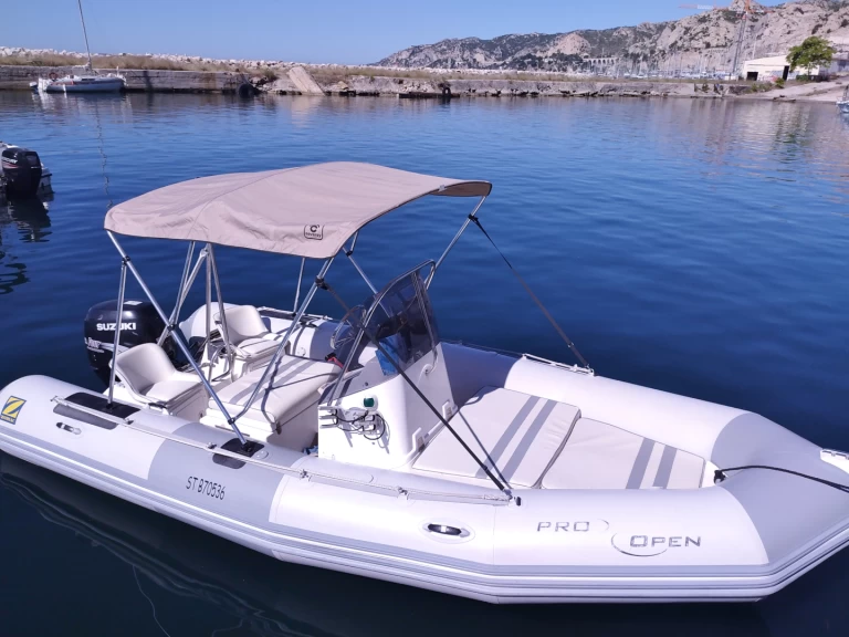 Alquiler de Neumática, con o sin patrón Zodiac L'Estaque