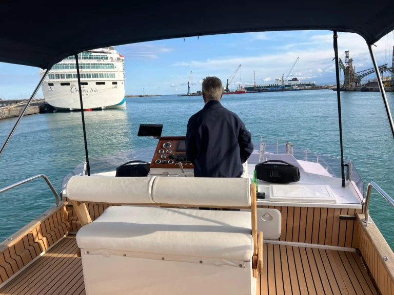 Canados Canados 50 de alquiler a Catania