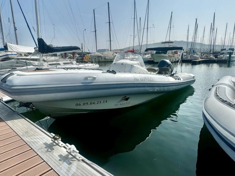 Alquiler de Neumática, con o sin patrón Kelt Sète