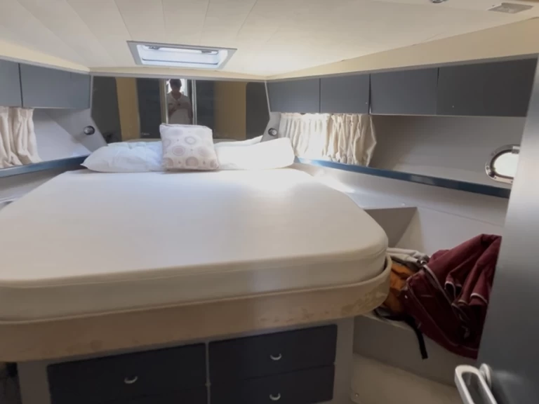 Alquiler Vigo - Ferretti Ferretti 39 en SamBoat