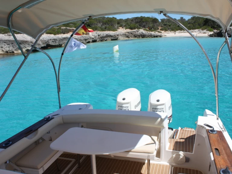 Alquiler de embarcaciones Jeanneau Cap Camarat 925 WA enFornells en Samboat