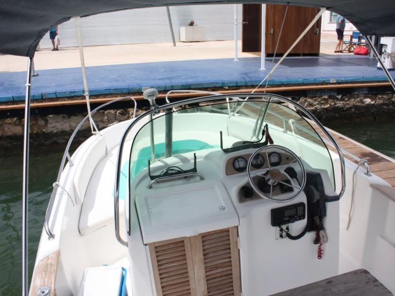 Jeanneau Cap Camarat 625 de alquiler a Fornells