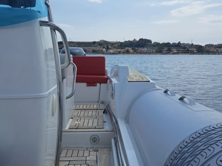 Pirelli PZERO770 de alquiler a Néa Potídhaia