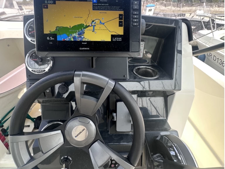 Quicksilver 705 Open de alquiler a La Rochelle