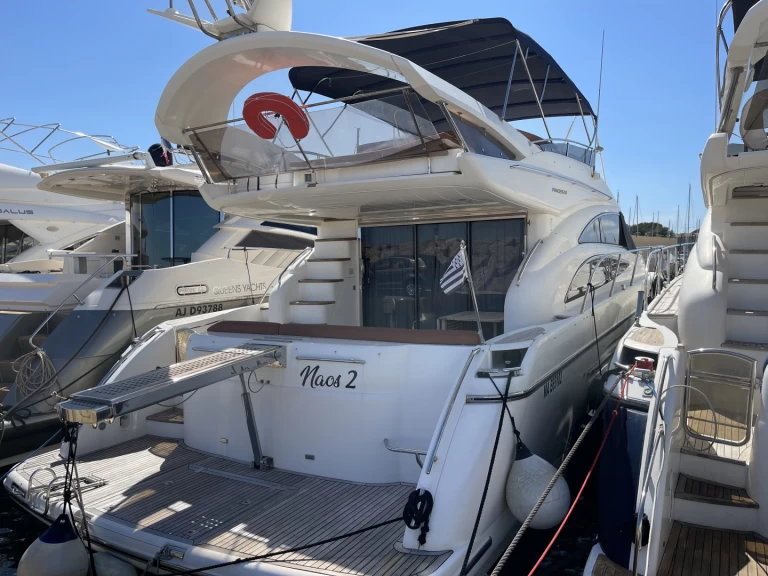 Alquiler de embarcaciones Princess Princess 57 Fly enHyères en Samboat