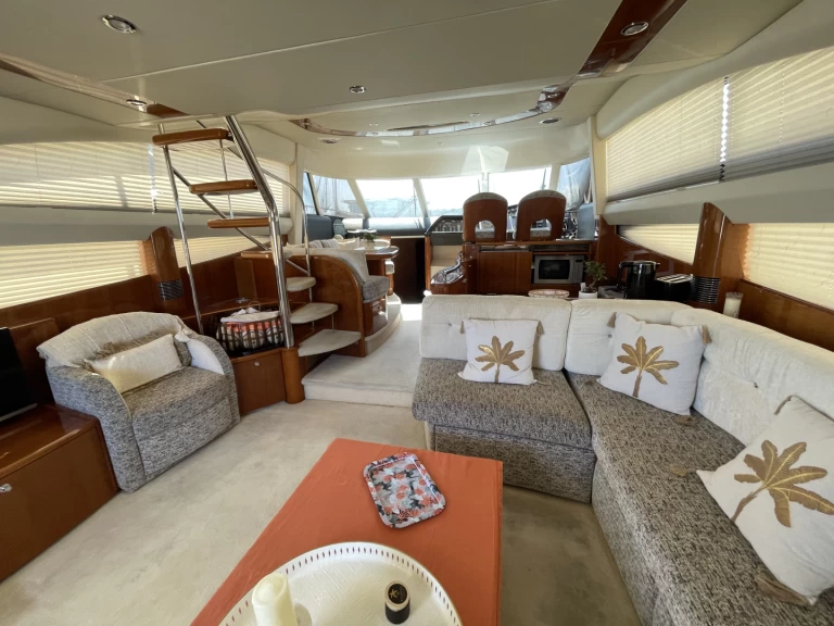 Yate de lujo para alquilar Hyères al mejor precio