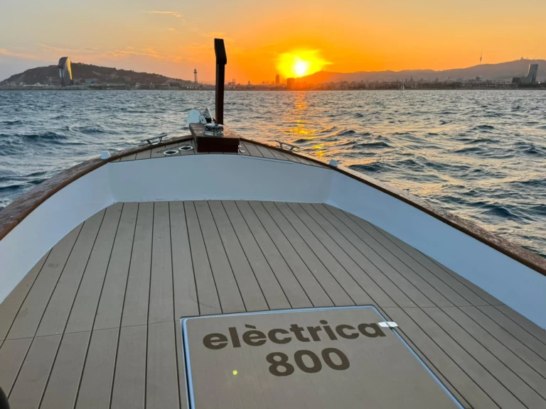 Alquiler Marina de Palamós - Electric Inside Boats 800 en SamBoat