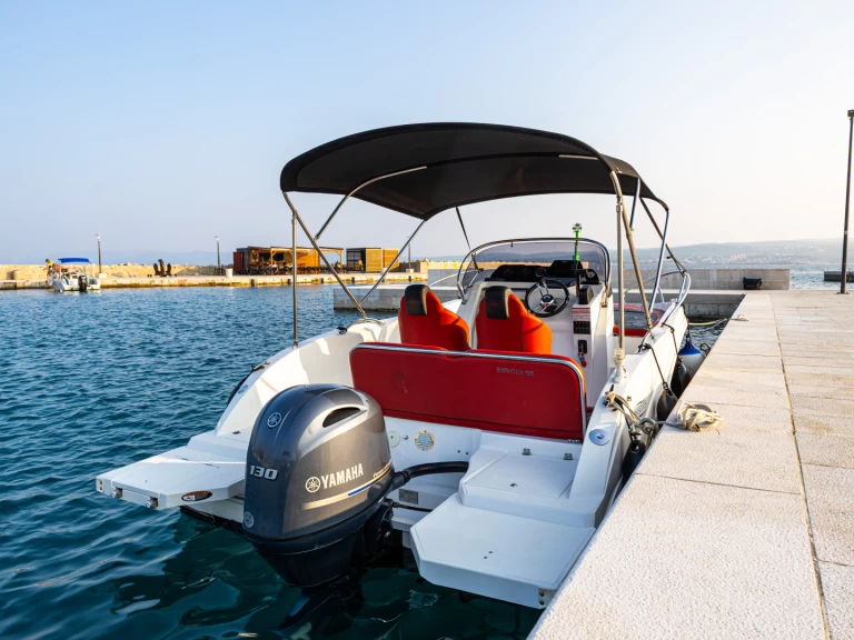 Alquiler Crikvenica - Okiboats Barracuda 595 SD en SamBoat