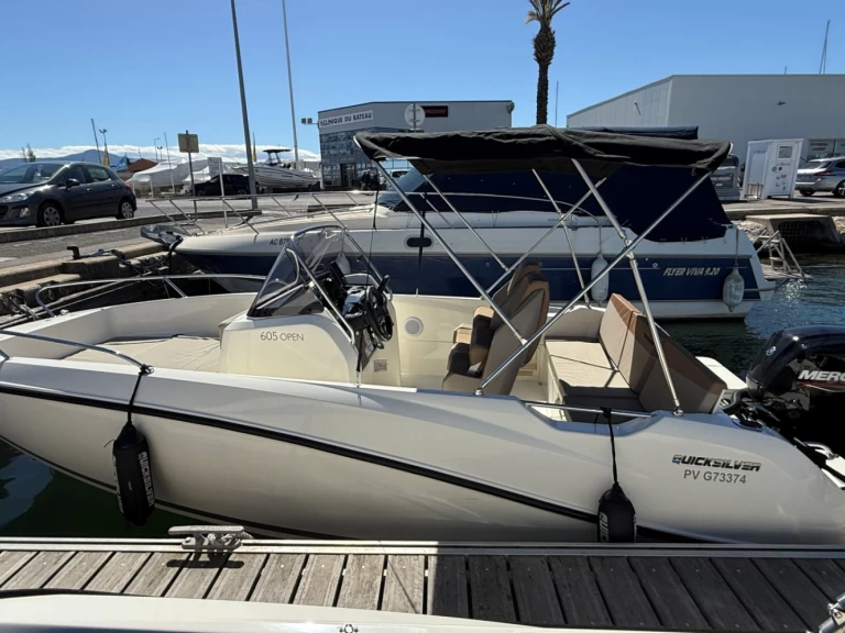 Alquiler de Quicksilver Activ 605 Open en Saint-Cyprien