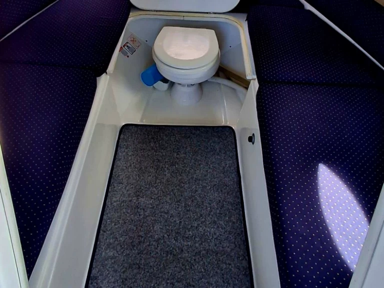 Alquiler de embarcaciones Orizzonti Syros 190 enLa Spezia en Samboat