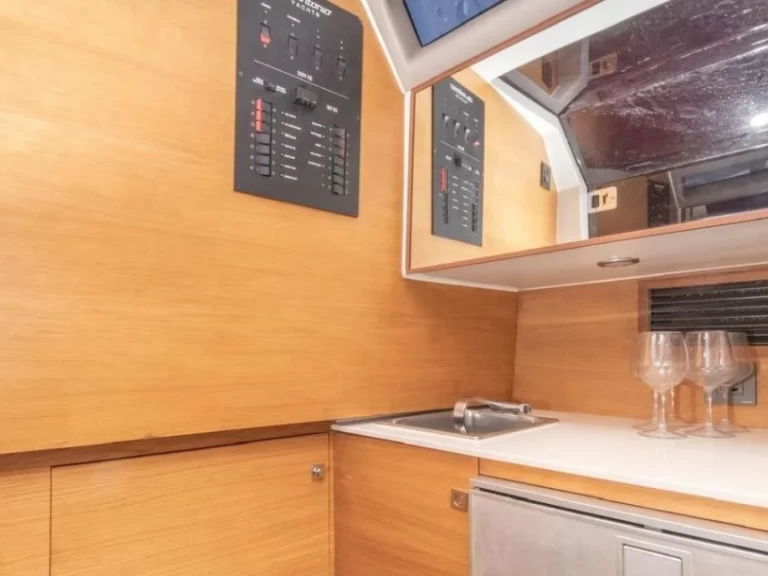 De Antonio D33 Open D33 de alquiler a Ibiza Magna