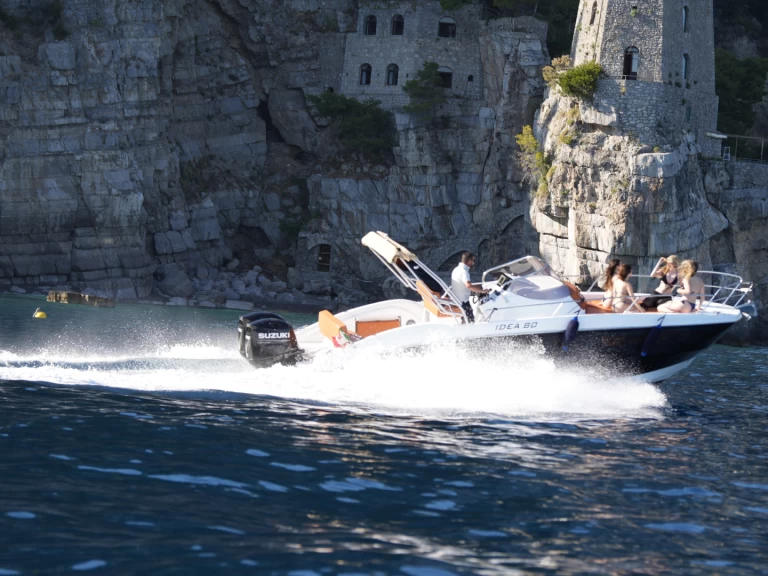 Alquiler Lancha Idea Marine con o sin  título de navegación