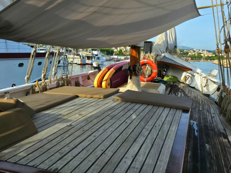 Chantier-Brauer-Hambourg GOELETTE de alquiler a Marsella