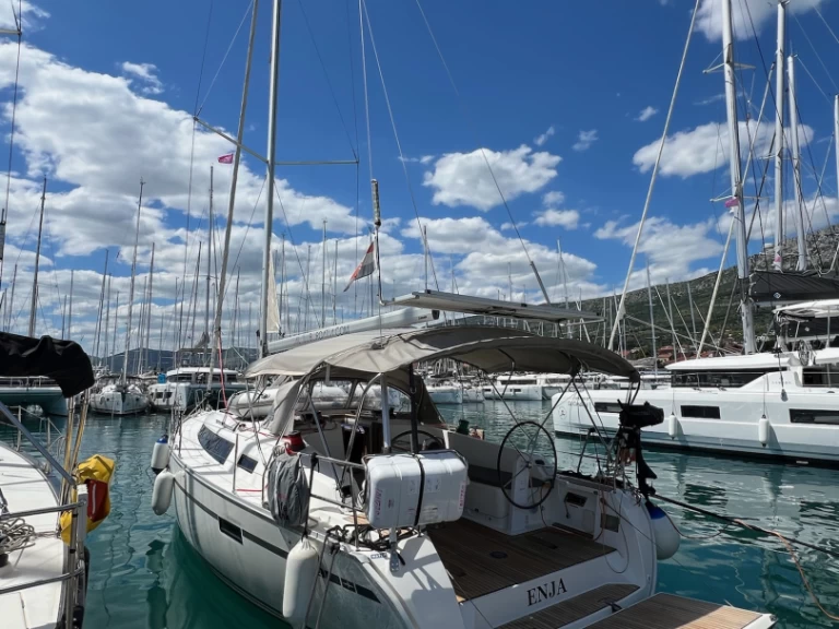 Alquiler Velero Bavaria con o sin  título de navegación