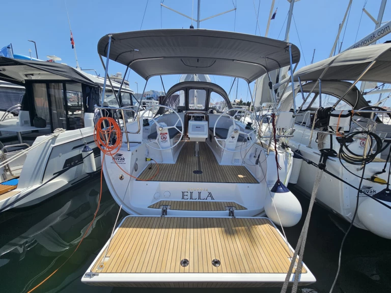 Velero para alquilar Biograd na Moru al mejor precio