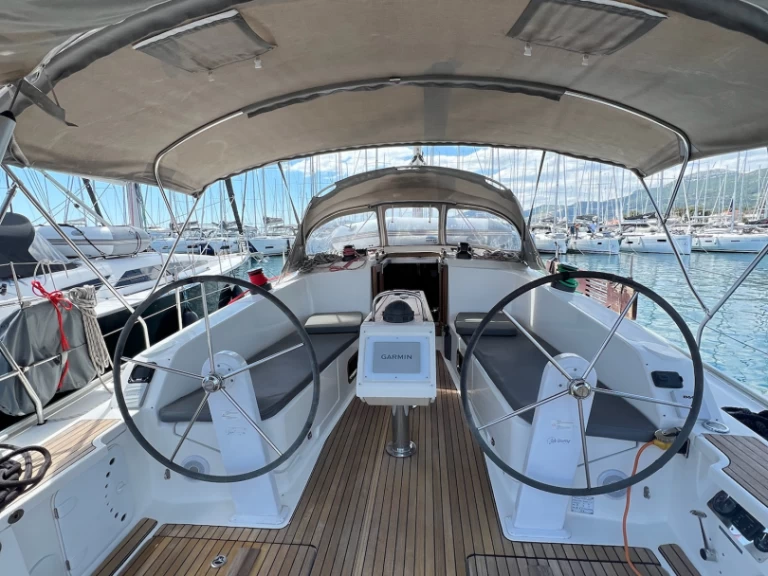 Alquiler de Velero, con o sin patrón Bavaria Kaštela