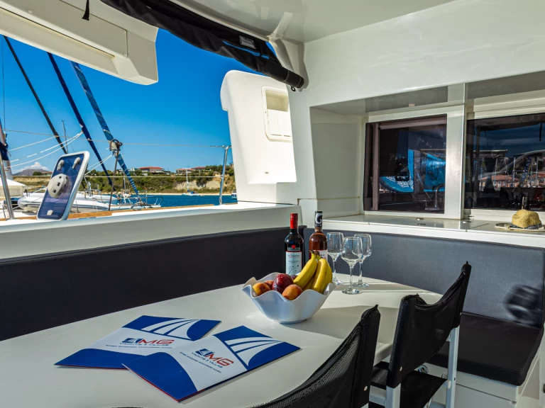 Lagoon Lagoon 450 F de alquiler a Palero