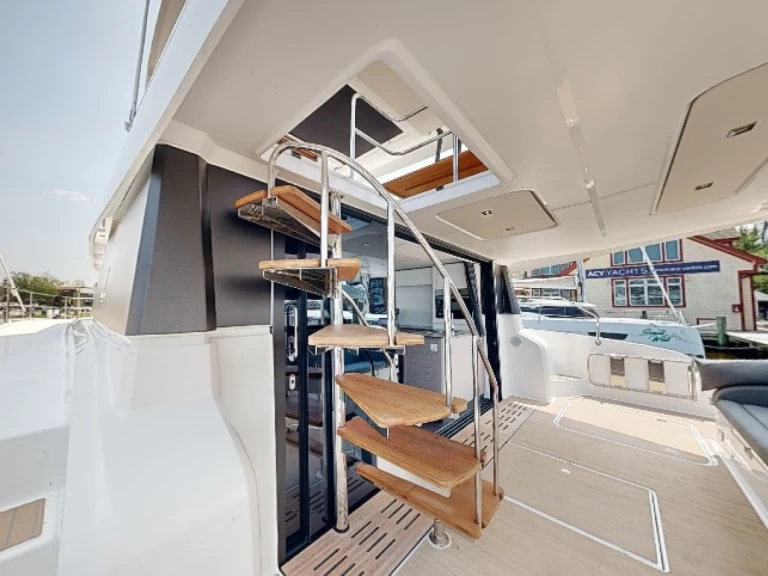 Alquiler de Lancha, con o sin patrón Fountaine Pajot Annapolis