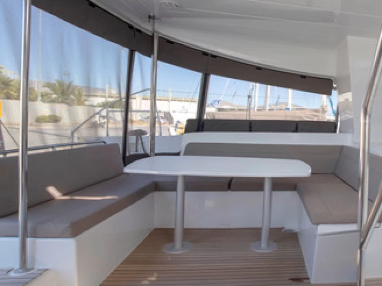 Alquiler de embarcaciones Lagoon Lagoon 450 enKallithea en Samboat