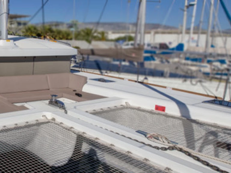 Alquiler de Catamarán, con o sin patrón Lagoon Kallithea