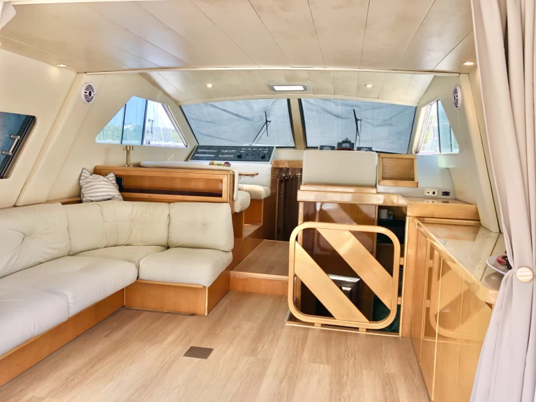 Alquiler de embarcaciones Raffaelli Storm enSan Lorenzo al Mare en Samboat