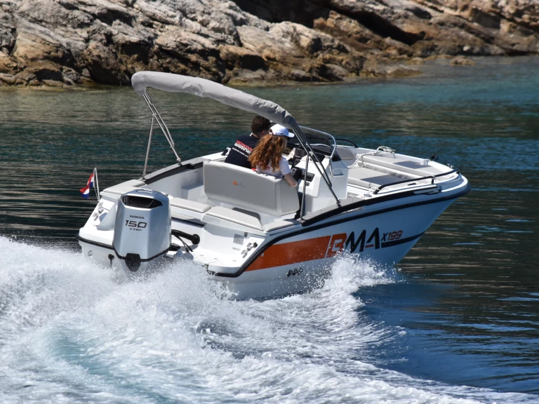 Alquiler de barcos Šibenik barato de BMA X199