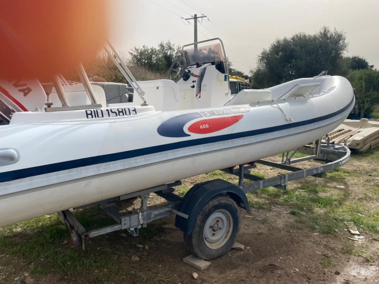 Alquiler Saint-Florent - Selva Evolution D.600 en SamBoat