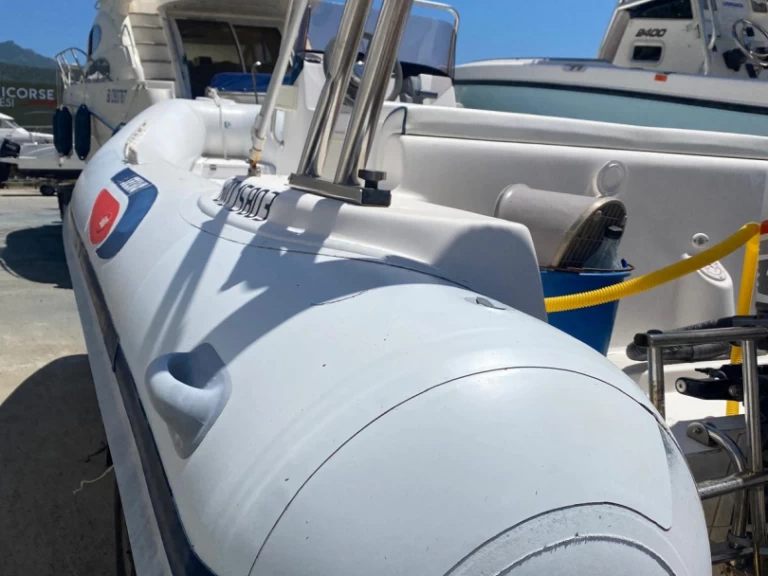 Alquiler de barcos Saint-Florent barato de Evolution D.600