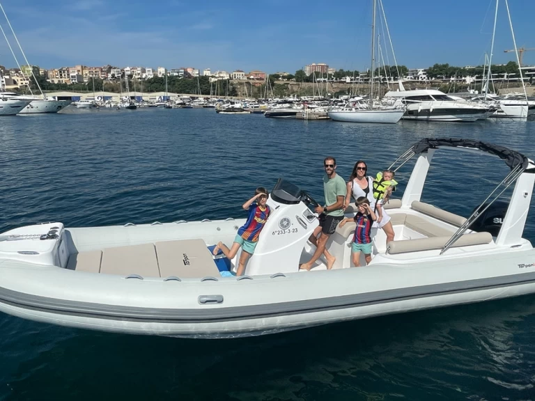 Alquiler de Neuvisa TARPON 790 LX en Palamós