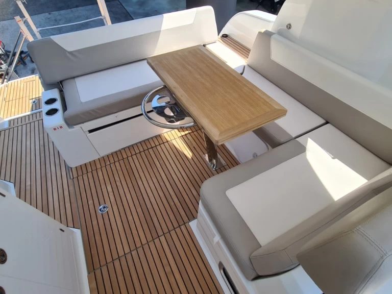 Alquiler Lancha Bénéteau con o sin  título de navegación