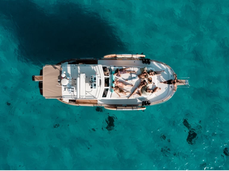 Lancha para alquilar Sant Antoni de Portmany al mejor precio