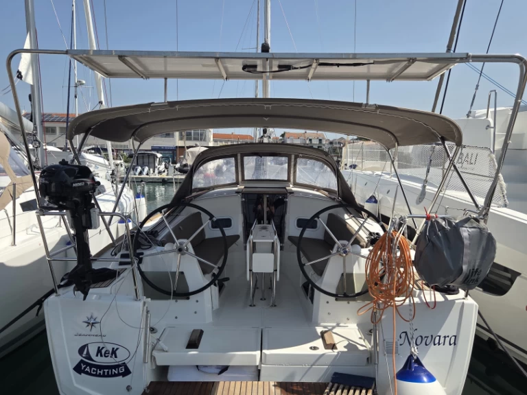 Alquiler de Velero, con o sin patrón Jeanneau Pirovac