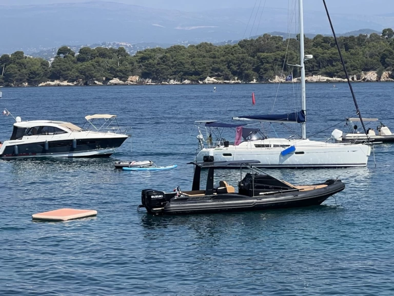 Alquiler de ONARCH SeaQuest 963 en Cannes