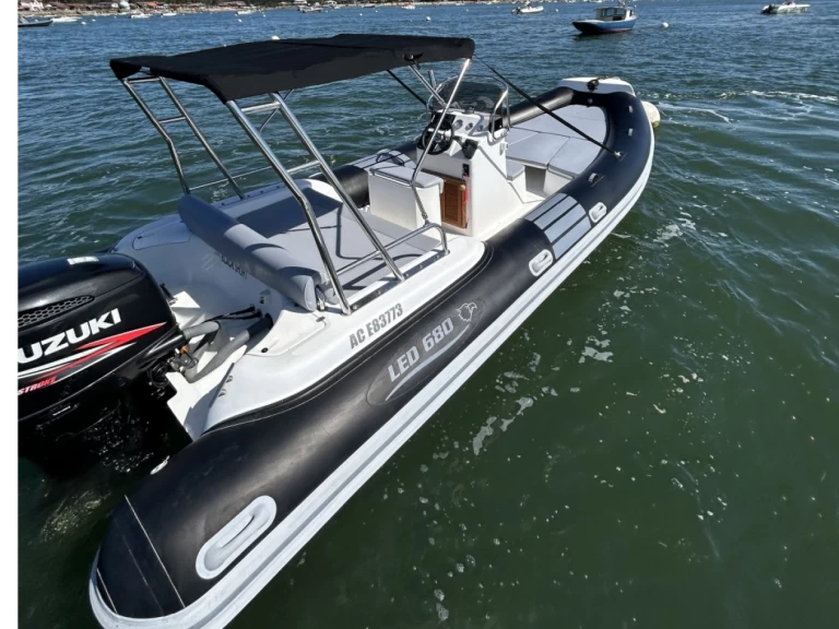 Neumática para alquilar Grand Piquey al mejor precio