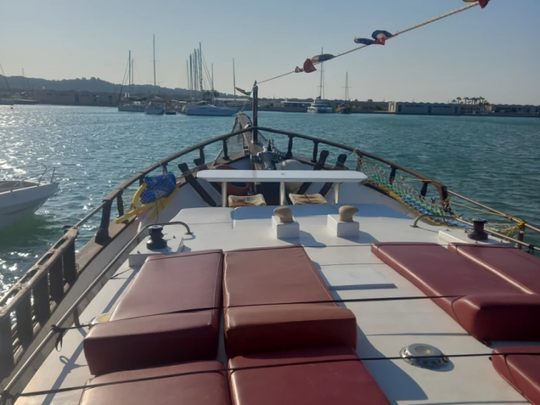 Alquiler de Yate de lujo, con o sin patrón Bodrum-Shipyard Vieste