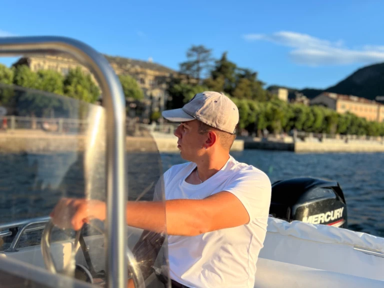 Alquiler de barcos Como (Ciudad) barato de Happy Fishing Open