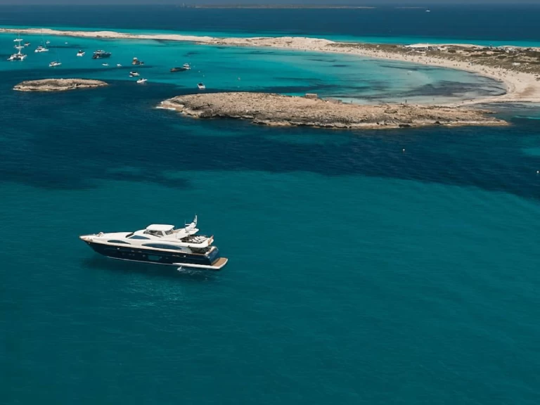 Alquiler de Yate de lujo, con o sin patrón Astondoa Ibiza (Ciudad)