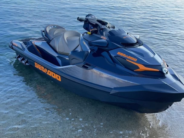 Sea-Doo GTX 130 de alquiler a Les Issambres