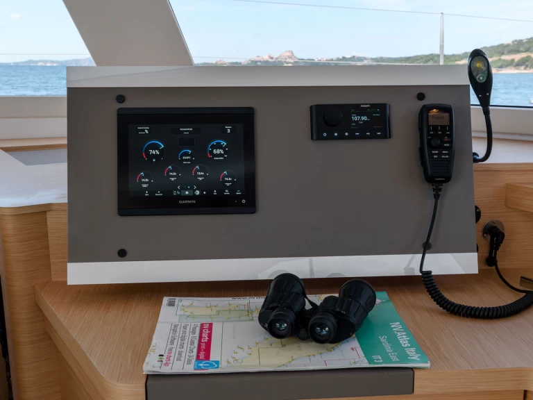 Alquiler Catamarán Fountaine Pajot con o sin  título de navegación
