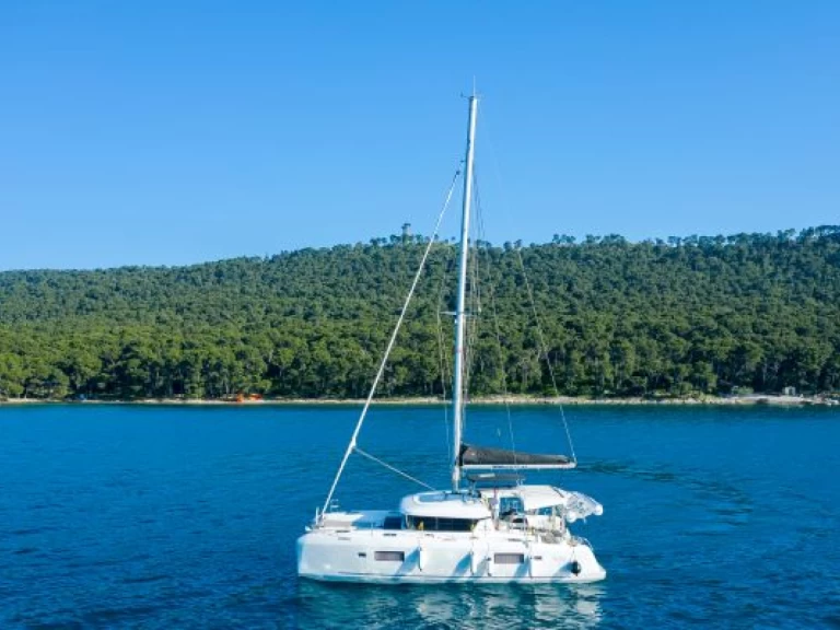 Alquiler de Catamarán, con o sin patrón Lagoon Kaštela