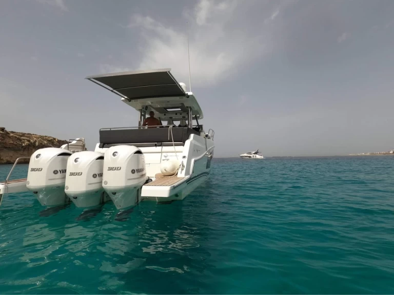 Alquiler Lancha en San Julián - Jeanneau cap camarat 12.5WA