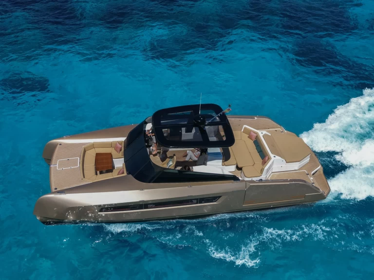 Alquiler de barcos Ibiza (Ciudad) barato de CATAMARAN POWER