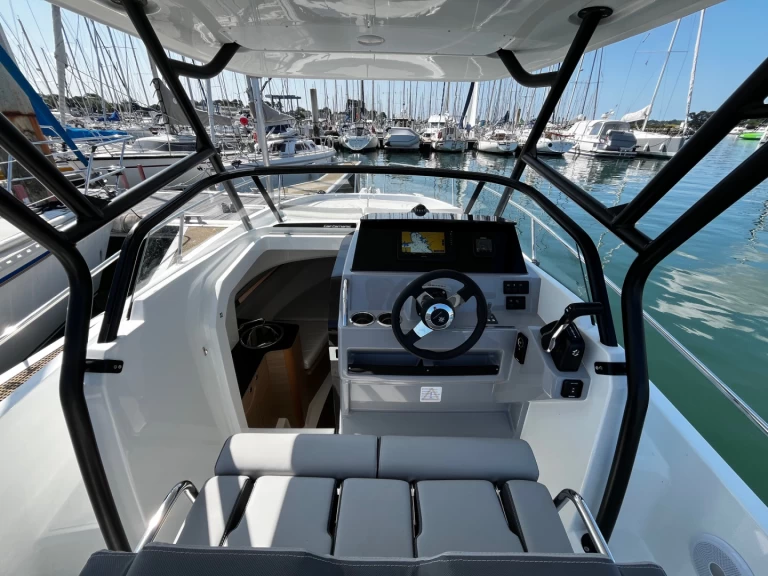 Jeanneau Cap Camarat 7.5 WA de alquiler a Port la Forêt