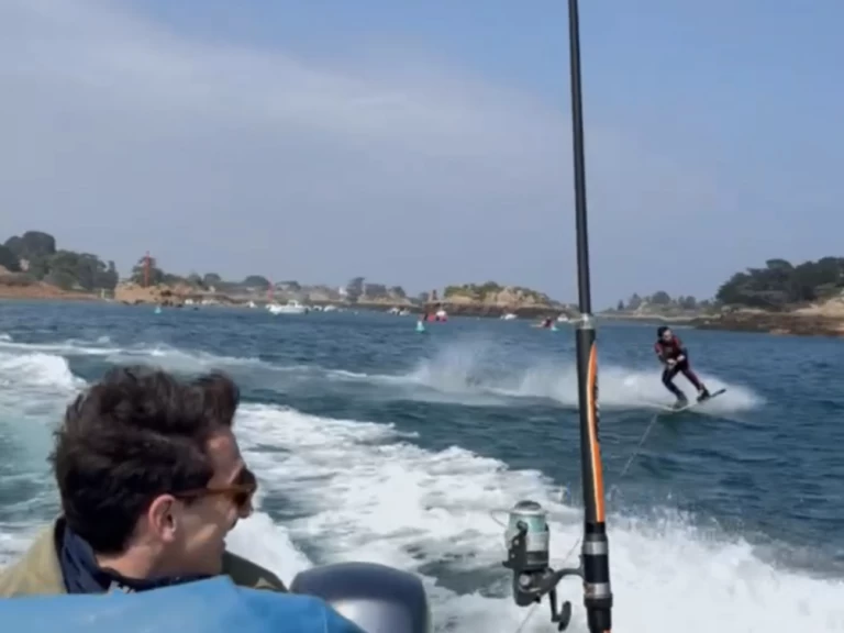 Alquiler de Valiant Valiant 450 Sport en Paimpol