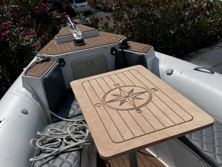 Alquiler de barcos Le Cap d'Agde barato de Navis 33 