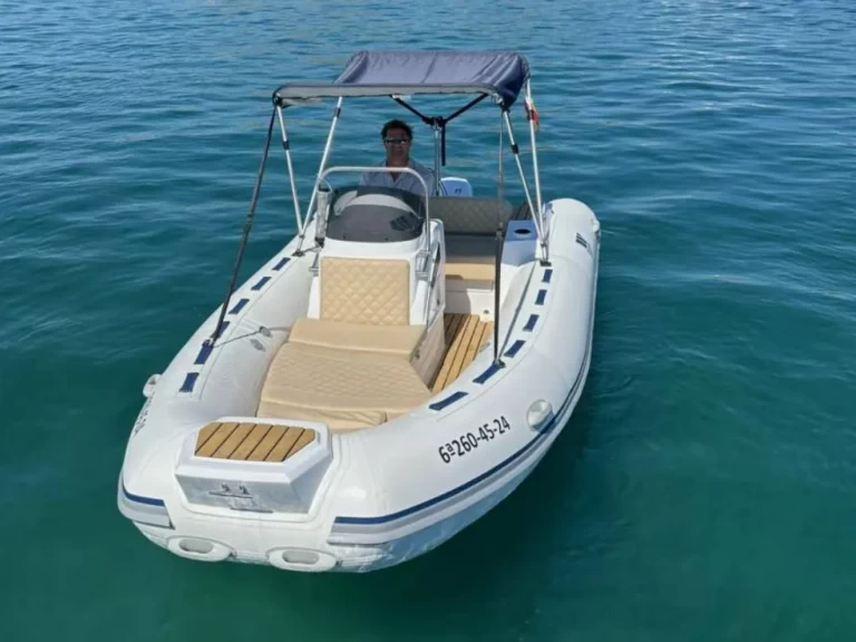 Alquiler de embarcaciones Tiger Marine 480 enCan Picafort en Samboat