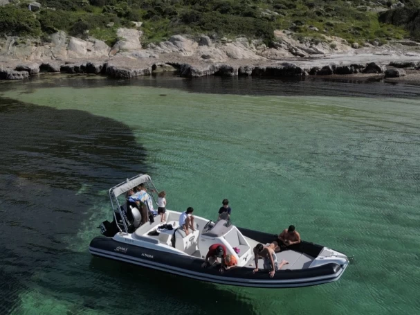 Alquiler de FANALE MARINE Altagna 800 en Algajola